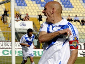 Protes Hukuman Doping, Pemain Telat Kickoff