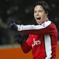 Nasri Lebih Nyaman Disamakan Pires