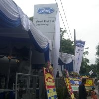 Ford Buka Dealer ke-30