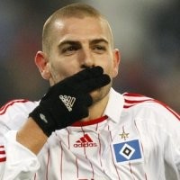 Atasi Munich, Hamburg ke Puncak Klasemen