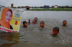 Banjir Genangi Ratusan Rumah di Makassar 