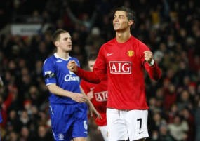 Ronaldo Bawa MU Memimpin