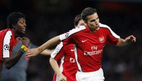 Arsenal Mendaki Gunung Kecil