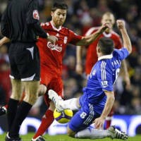 Lampard Membela Diri