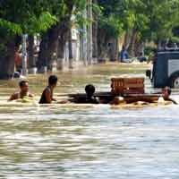 Kelaparan dan Penyakit Serang Korban Banjir di Lumajang