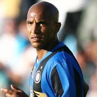 Dacourt Kembali ke Inggris 