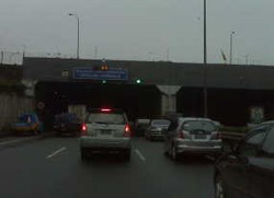 Lampu Terowongan Pasar Rebo Padam, Tol JORR Padat 