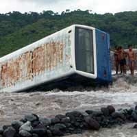 Minggat dari Surabaya, Bocah SD Lihat Bus Korban Lahar Semeru