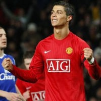 Ronaldo Senang Dicaci-maki