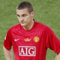 Vidic Kuat Ditempa Perang 