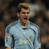 Giliran Casillas Ditunggu Rekor