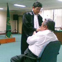 Plt Non Aktif Bupati Kukar Mewek Dicecar Hakim