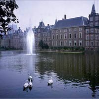 Bicarakan Kerjasama Bilateral, Wapres Tiba di Belanda Sabtu