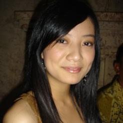 Leony Jadi Pelacur Gara-gara Aria Kusumadewa