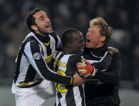Juve ke Semifinal Lewat Adu Penalti