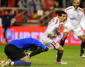 Sevilla Tundukkan Bilbao 2-1