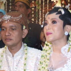 Kristina Masih Dapat Uang Bulanan Dari Al Amin