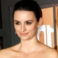 Penelope Cruz Tak Anggap Hari Valentine Penting