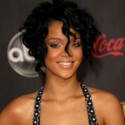 Axis: Konser Rihanna Kemungkinan Besar Batal