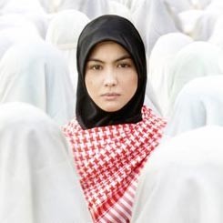 Perempuan Berkalung Sorban Sudutkan Islam?
