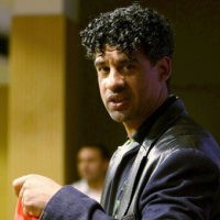 Rijkaard Siap Negosiasi dengan Chelsea