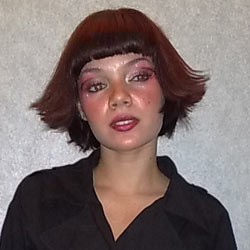 Dewi Sandra Jerawatan Karena Stres