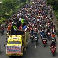 Ribuan Korban Lumpur Kepung Kantor Minarak Lapindo 