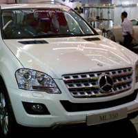 Menjajal Mobil Rp 1,19 Miliar