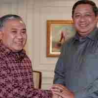 Ucapkan Selamat, Din Bantah Dukung SBY 