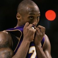 Kobe: Dua Pekan, Tiga Rekor