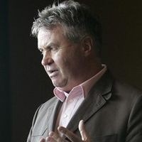 Hiddink Hadapi Dua Skenario