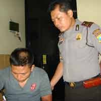 Selalu Makan Gratis, Marinir Gadungan Digulung 