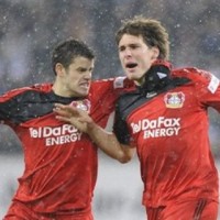 Hoffe Dibantai di Kandang Sendiri