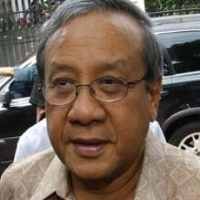 Tersingkir, Akbar Tetap Beri Perhatian Pada Golkar