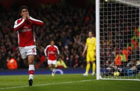 Eduardo Dua Gol, Arsenal Menang 4-0