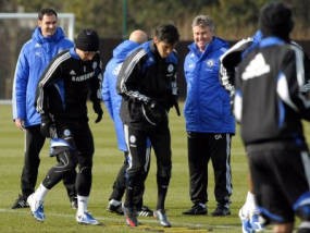 Latihan Perdana Hiddink Disambut Antusias