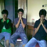 Drop Out, Tiga ABG Nekat Jadi Pengedar Narkoba