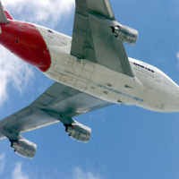 Tak Boleh Merokok, Pria Mengamuk di Pesawat Qantas