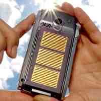 ZTE Ungkap Ponsel Tenaga Surya Murah Meriah