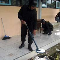 Teror Sekolahan, Anak Buah Noordin M Top Diciduk Polisi