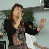 Dewi Firda Hobi Ngebut