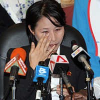 Terkena Skandal Foto Syur, Politikus Wanita Pergi dari Malaysia