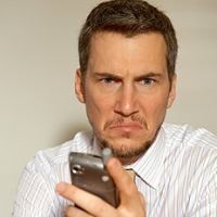 Sinyal Lemah, Operator Ponsel Didenda