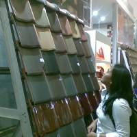 Pengusaha Keramik Sayangkan Sikap Kaku Perbankan