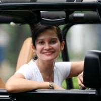 Aman di Balik Kaca Film Gelap