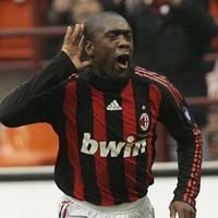 Seedorf Menangkan Milan