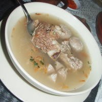 Sedap Gurih Bakso Kuah Plus Singkong Renyah