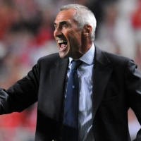 Posisi Reja di Napoli Aman