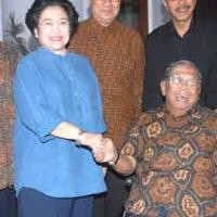 Menangkan PDIP, Mega-Gus Dur Deklarasi di Tambaksari