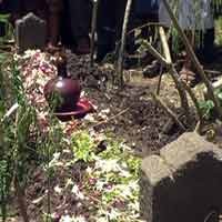 Makam Misterius Gegerkan Warga Mojokerto